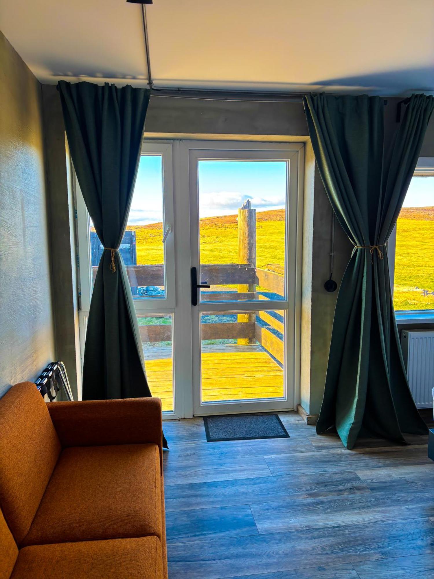 Bru Country Estate Hotel Selfoss Bagian luar foto