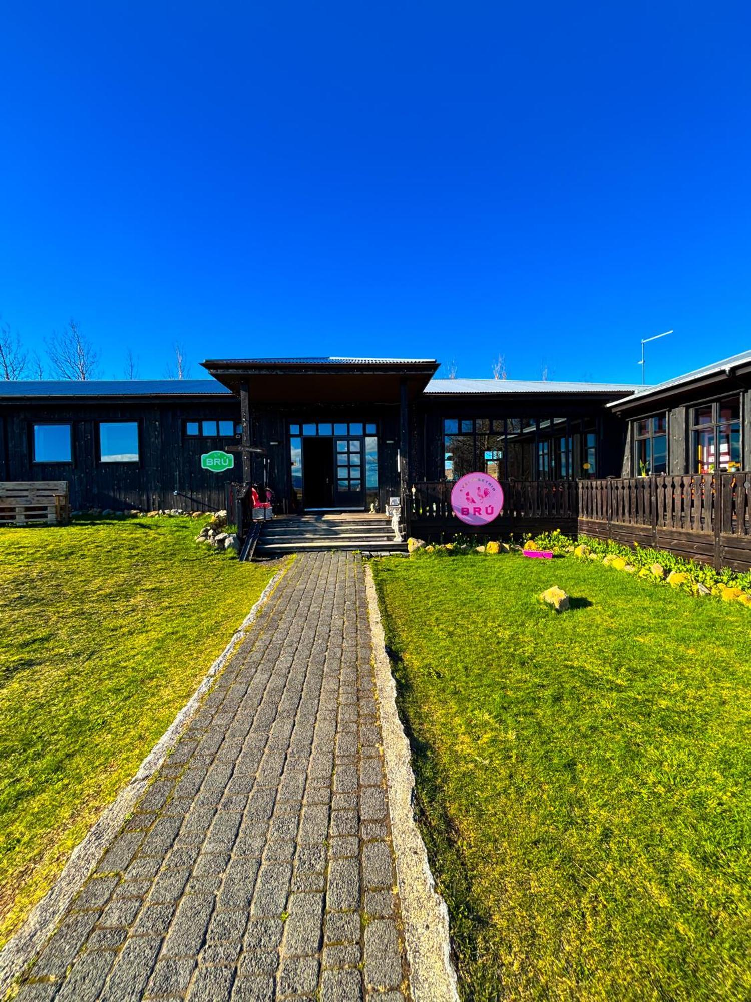 Bru Country Estate Hotel Selfoss Bagian luar foto