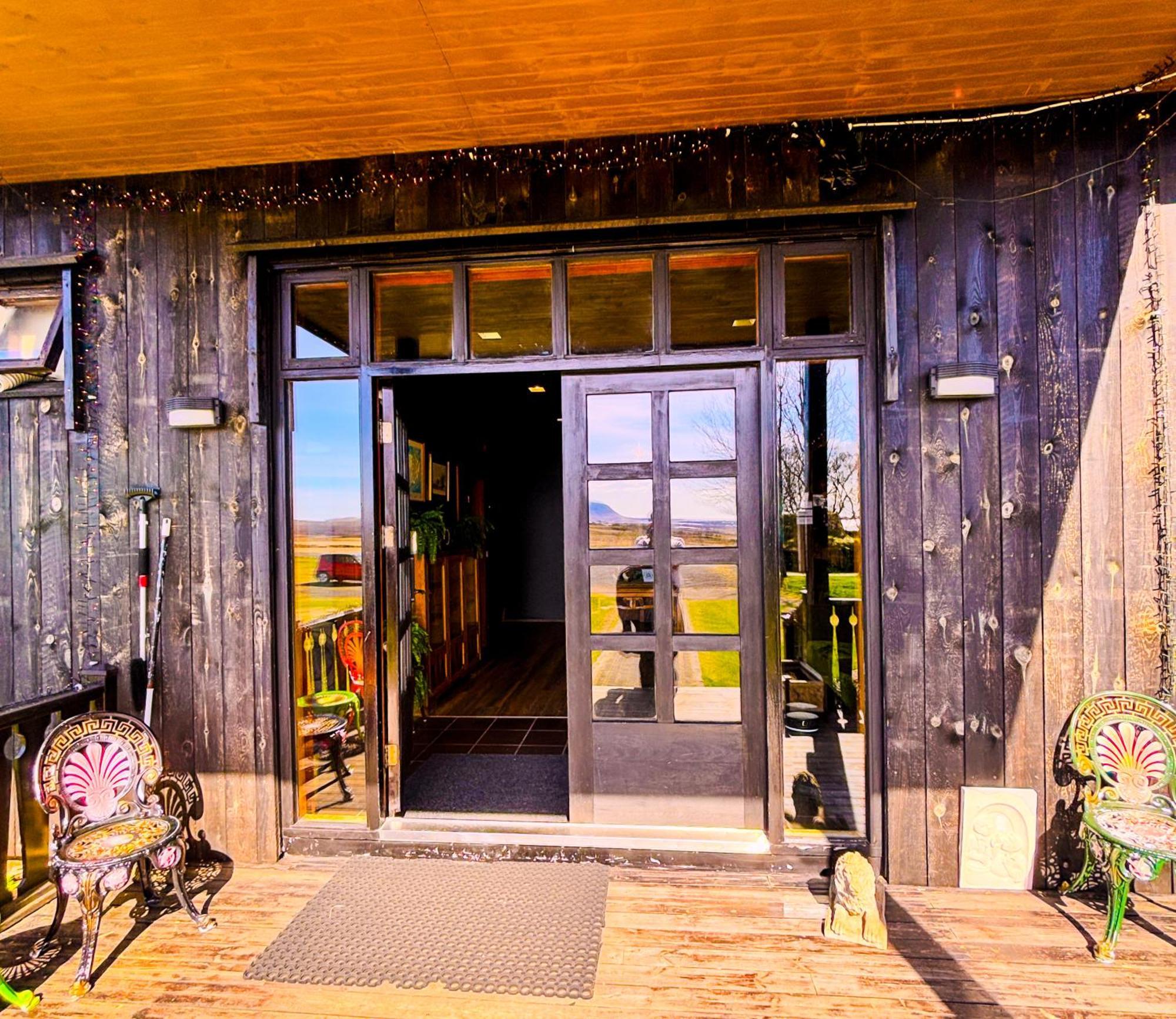 Bru Country Estate Hotel Selfoss Bagian luar foto